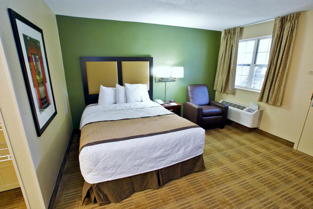 Extended Stay America Select Suites - Newport News - Oyster Point Bagian luar foto