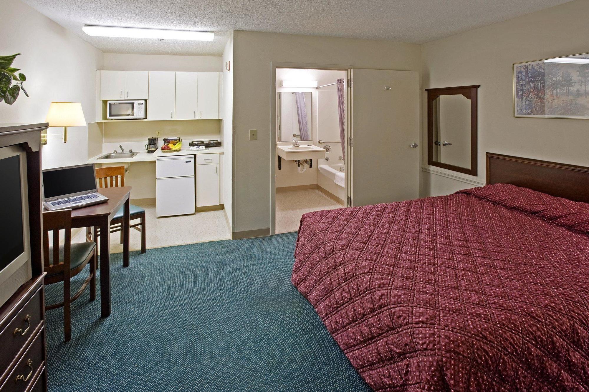 Extended Stay America Select Suites - Newport News - Oyster Point Bagian luar foto